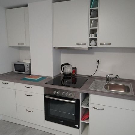 Neue Und Zentral Gelegene Wohnung In Stuttgart Exterior photo